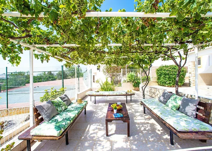 Sebastiao By Interhome